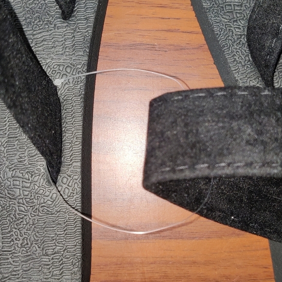 ***NWT UPC  Suede Rhinestone Flower Flip Flops( 1ST picture copy rest are mine) - Picture 6 of 6